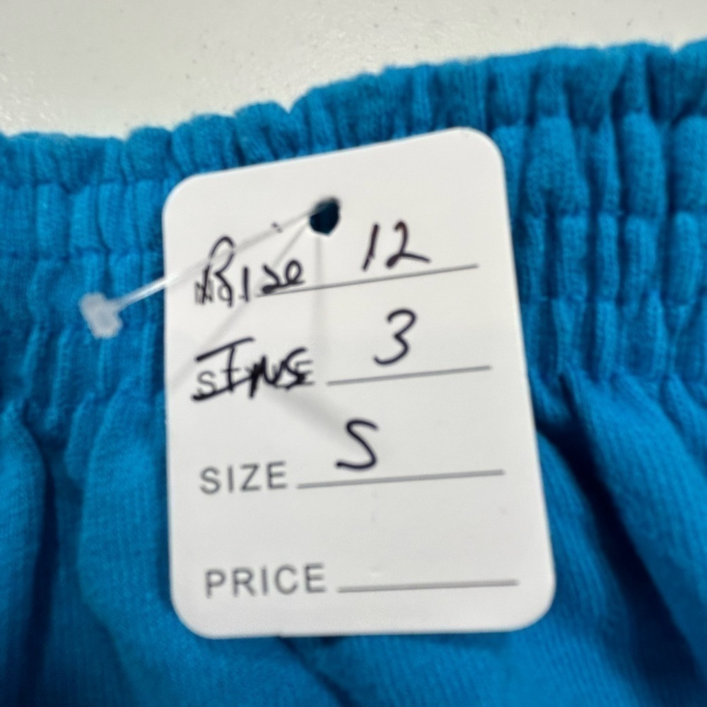 D15.9. Soffe Womenās Sz S shorts, teal color. - Picture 2 of 4